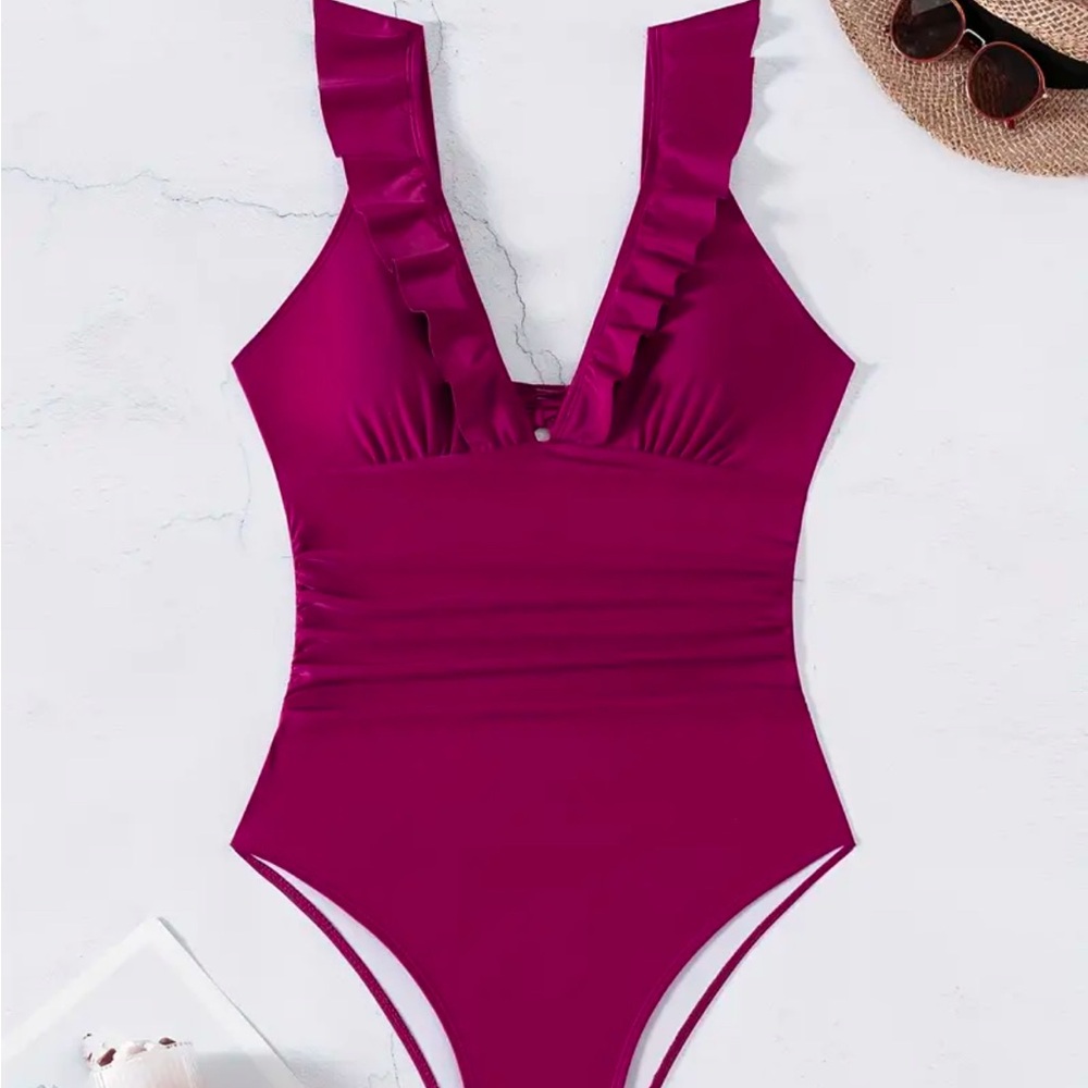 Cupshe Magenta Ruffle One Piece Swimsuit